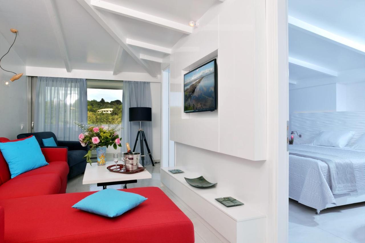 Tryp By Wyndham Corfu Dassia Esterno foto