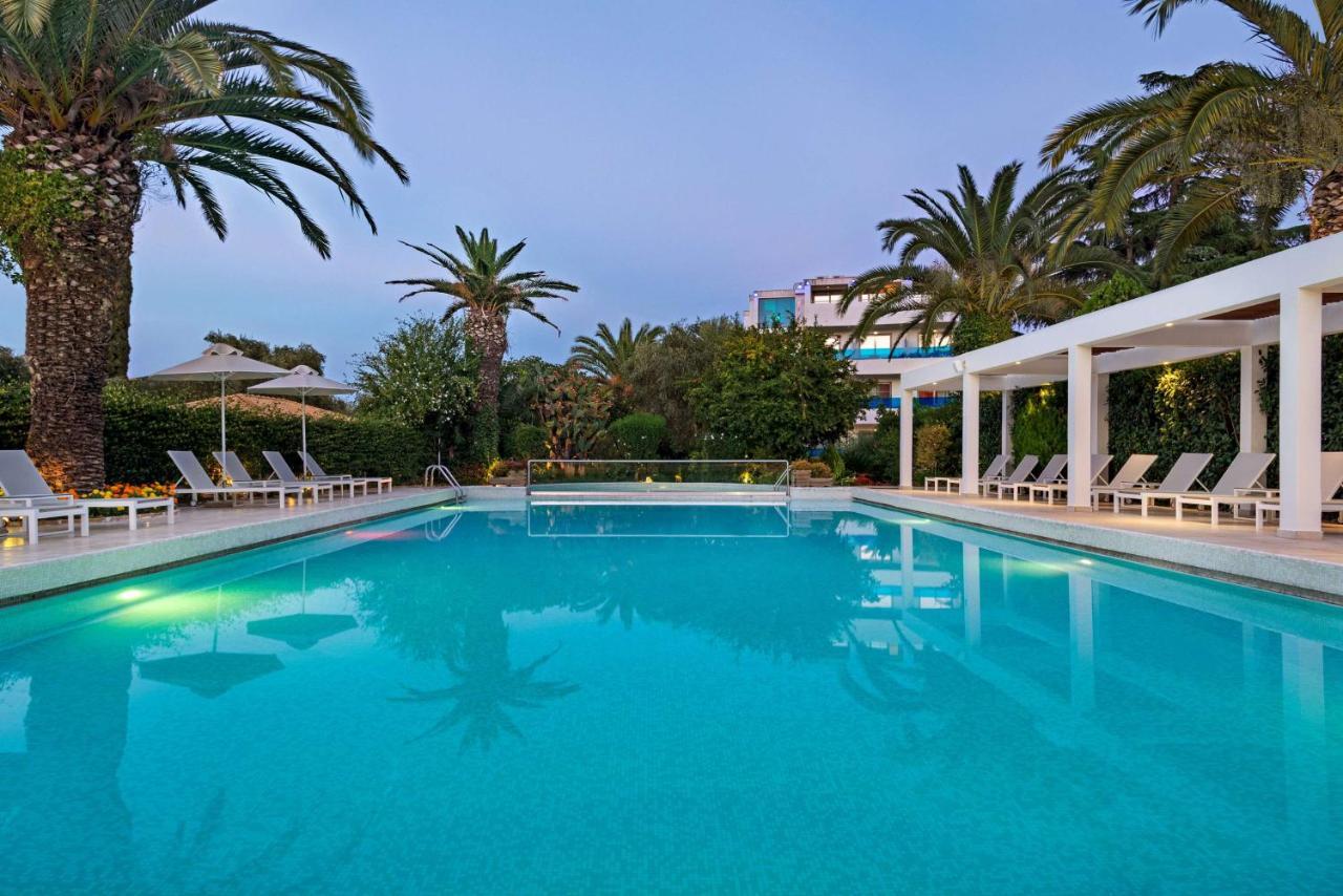 Tryp By Wyndham Corfu Dassia Esterno foto