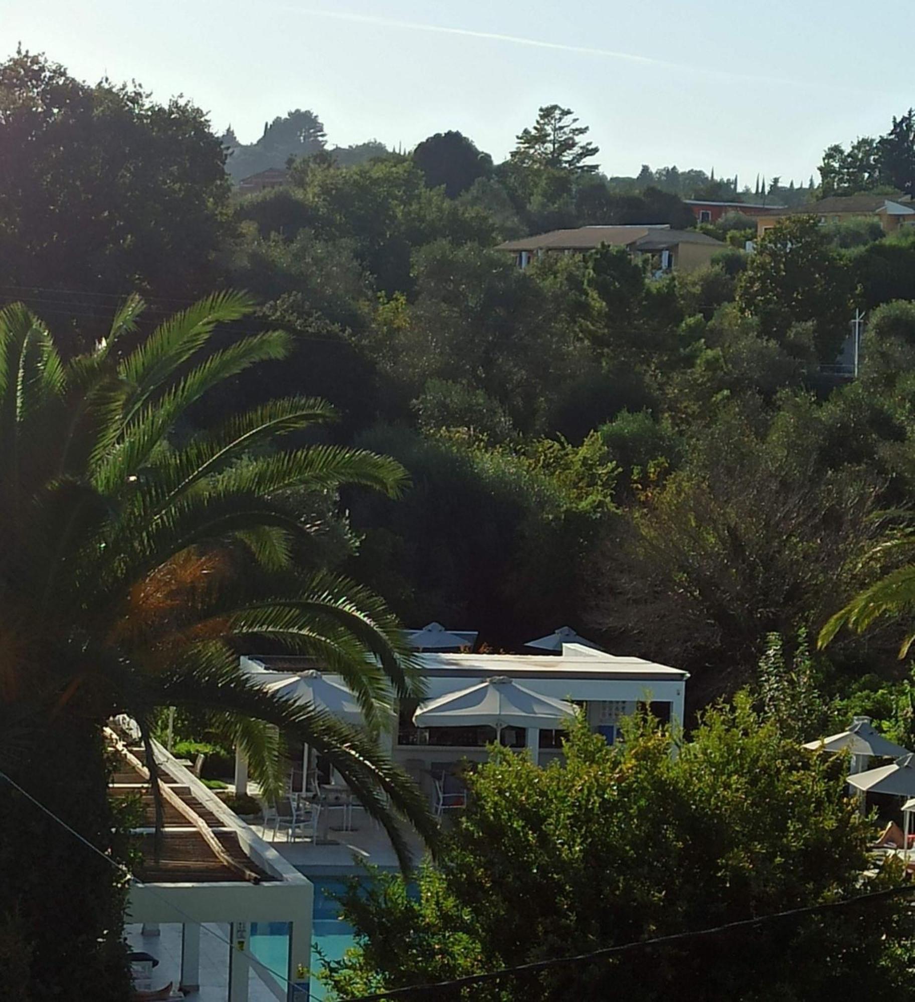Tryp By Wyndham Corfu Dassia Esterno foto
