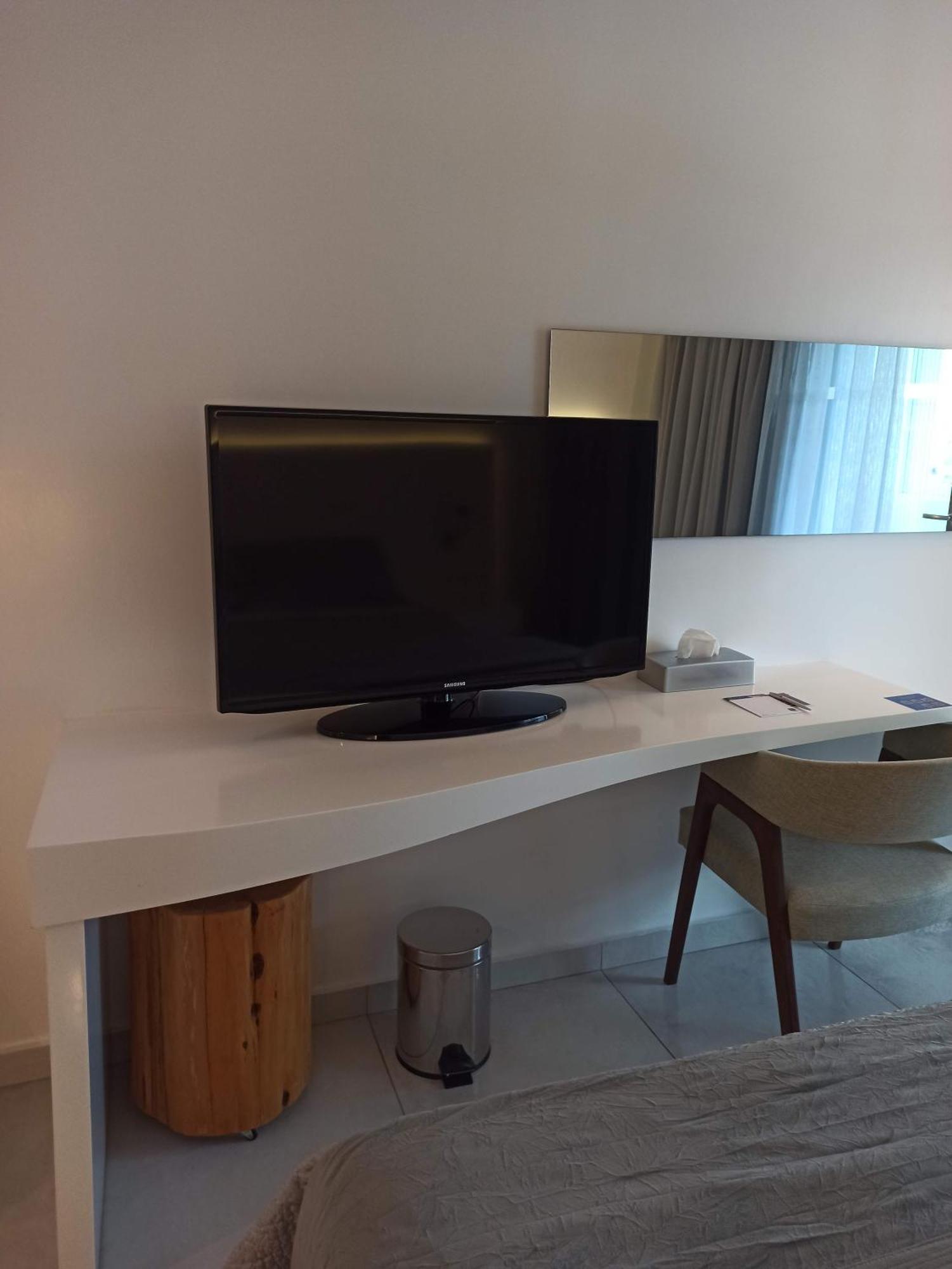 Tryp By Wyndham Corfu Dassia Esterno foto
