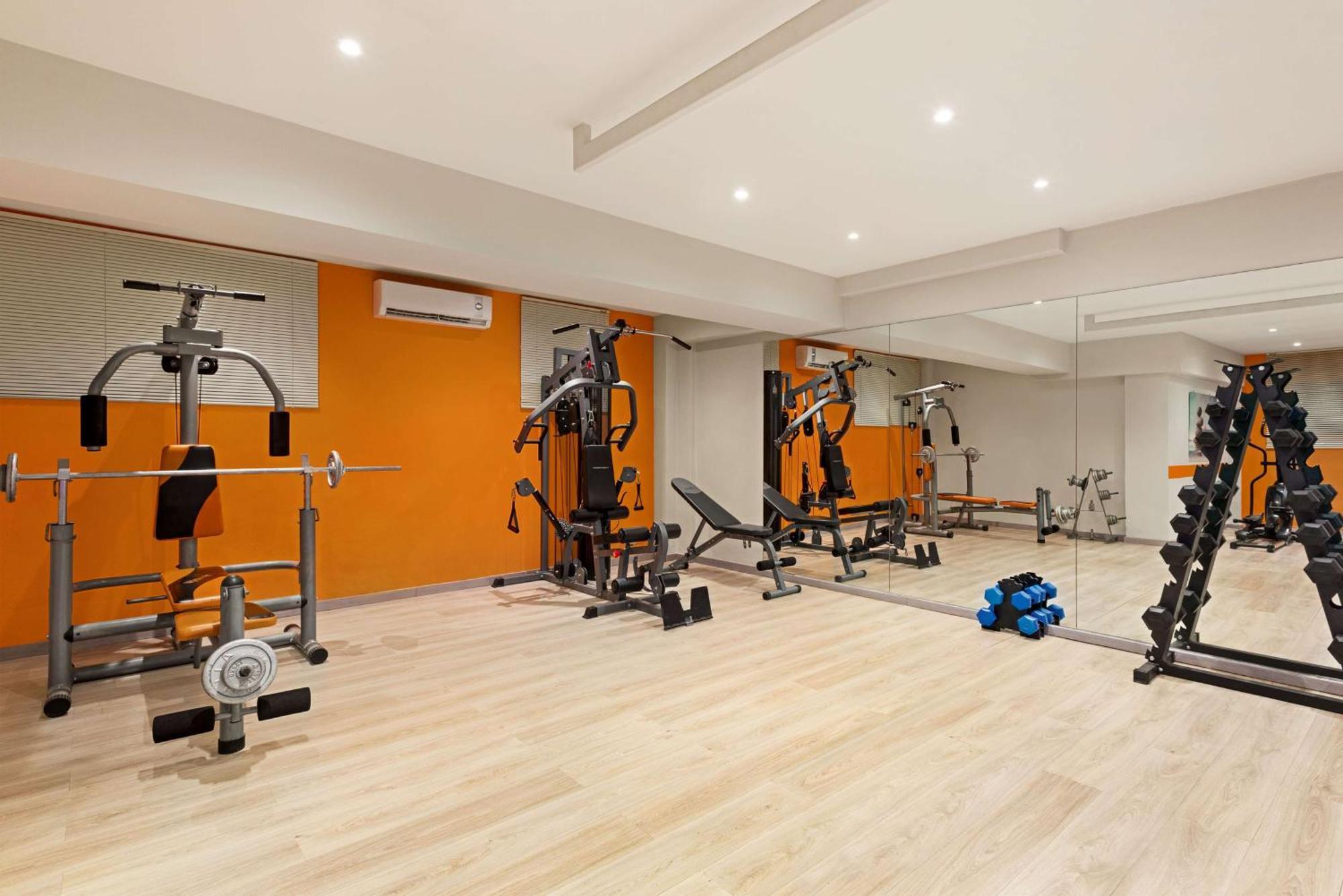 Tryp By Wyndham Corfu Dassia Esterno foto