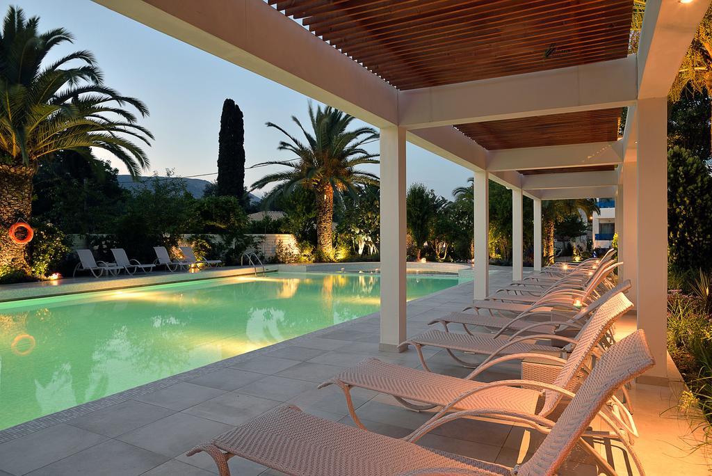 Tryp By Wyndham Corfu Dassia Esterno foto
