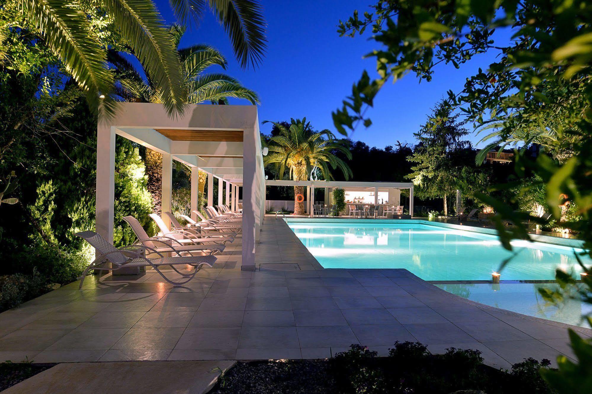 Tryp By Wyndham Corfu Dassia Esterno foto